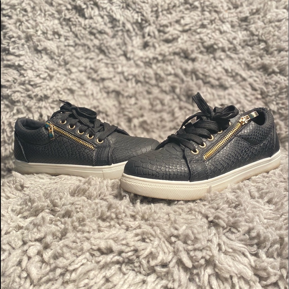 Black Low Tops